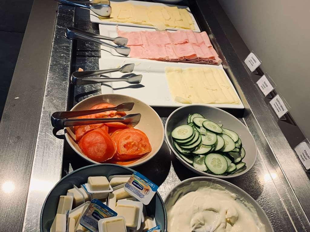 Hotel Ibis Styles Montevideo Biarritz Ristorante foto